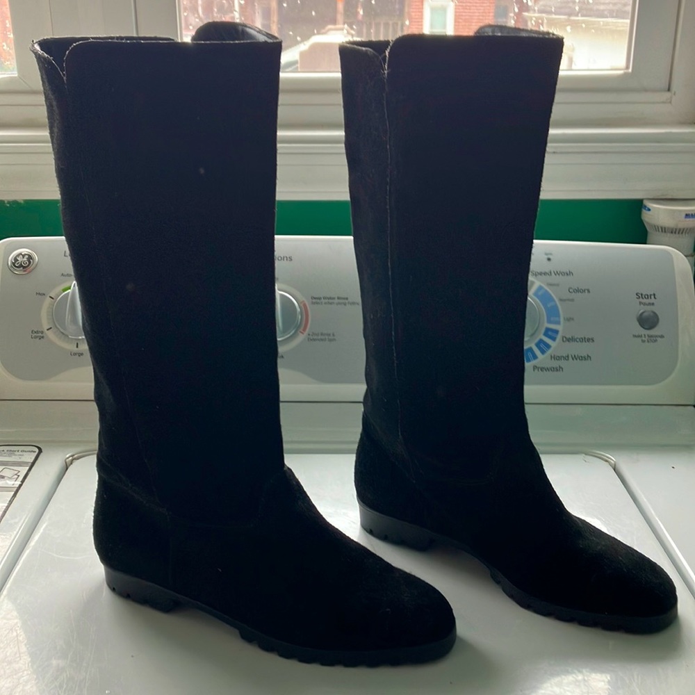 Liz Claiborne black suede tall flat boots 8M riding boot style